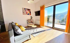 APARTAMENT SKANDYNAWSKI 2-poziomowy SAUNA JACUZZI
